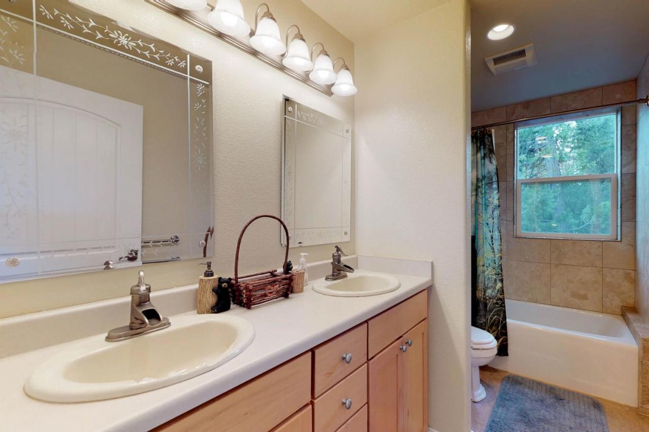 Pine Mountain Getaway Villa Groveland Bagian luar foto